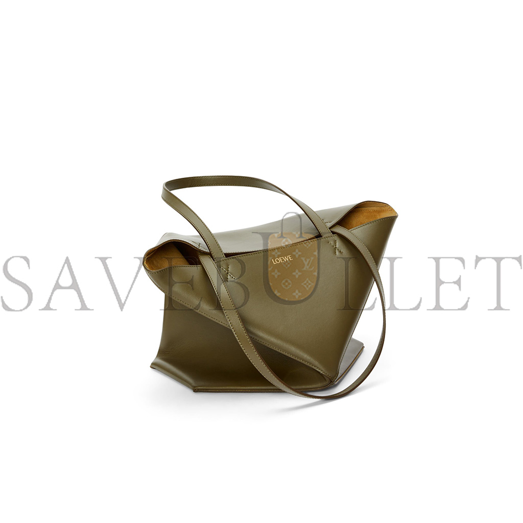 LOEWE MEDIUM PUZZLE FOLD TOTE IN SHINY CALFSKIN A657G50X01 (31.5*25.5*14.5cm) LOEWE MEDIUM PUZZLE FOLD TOTE IN SHINY CALFSKIN A657G50X01 (31.5*25.5*14.5cm)